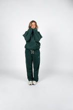 Load image into Gallery viewer, Wide Leg Sweatpants | FOREST GREEN