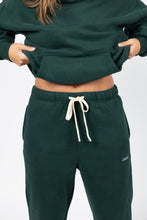 Load image into Gallery viewer, Wide Leg Sweatpants | FOREST GREEN