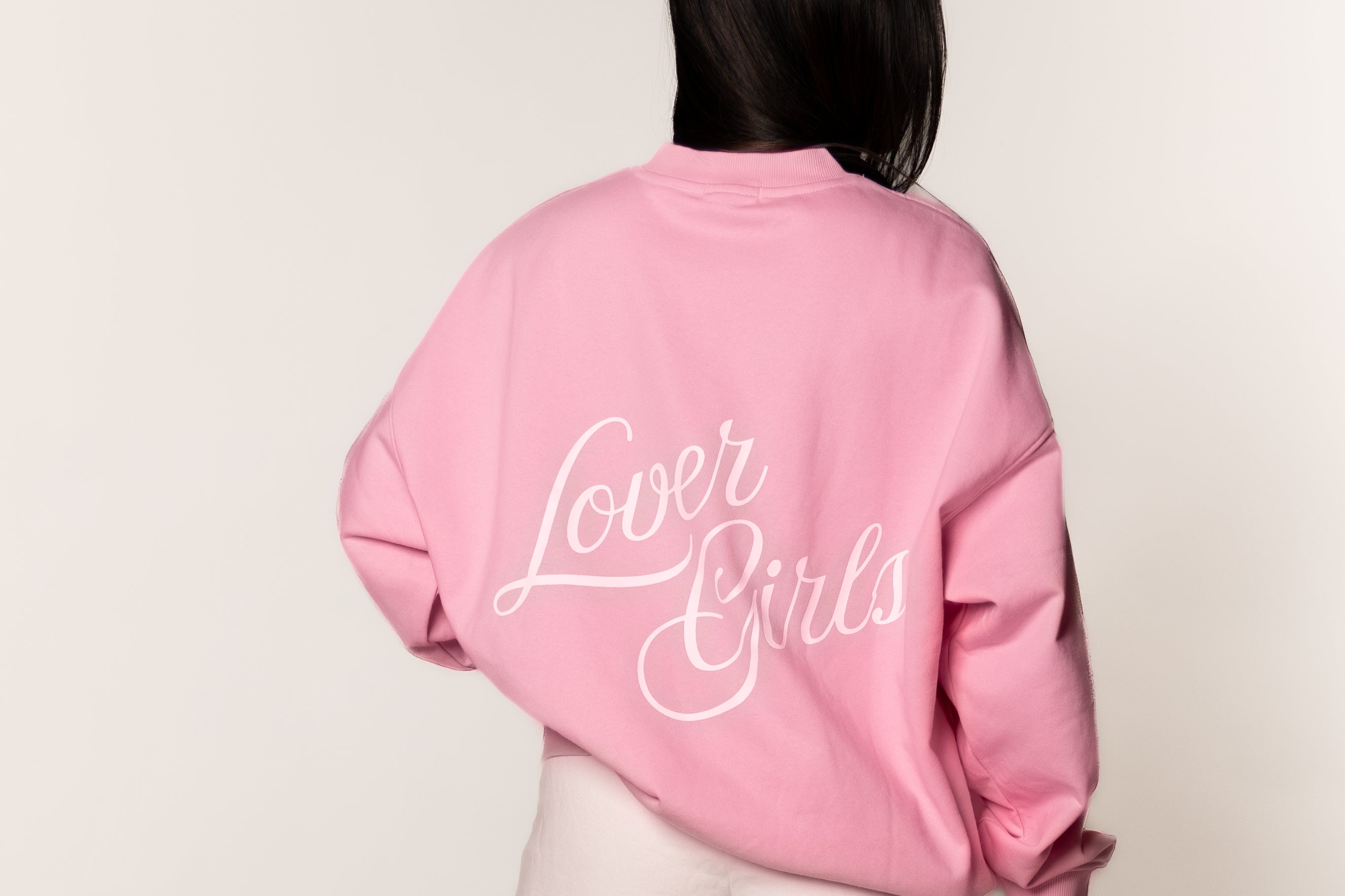Lover Girls Crew | ROSÉ HOUR
